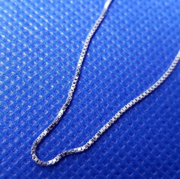 925 Sterling Silver Box Chain Necklace Dainty - Picture 5 of 6